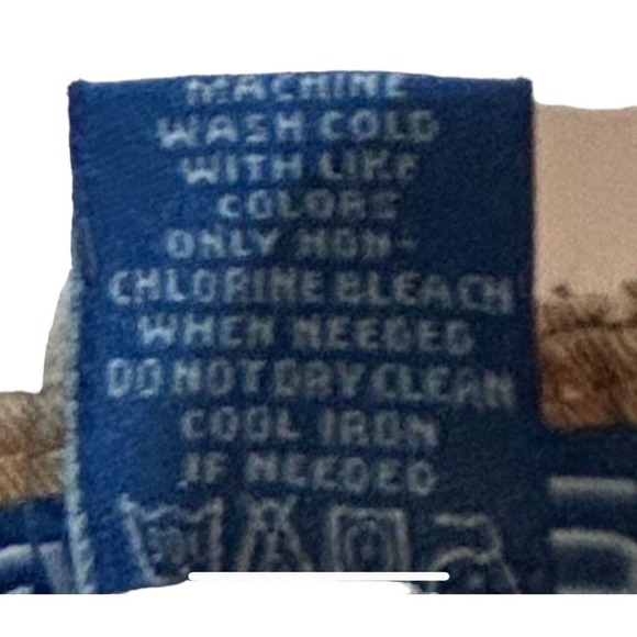 Mens FINISH LINE ATHLETICS 365 KHAKI SHORTS Cargo Frayed Detail Size 34 - Picture 9 of 16